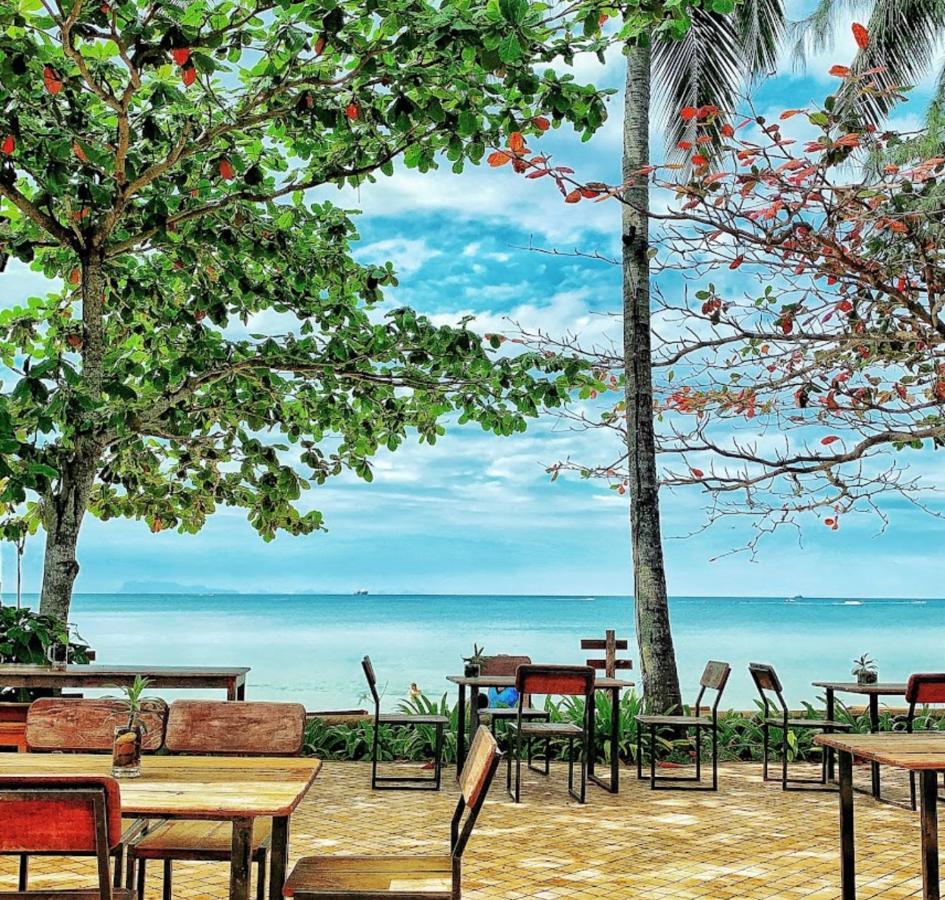 Chill Inn Lipa Noi Hostel And Beach Cafe Koh Samui Buitenkant foto